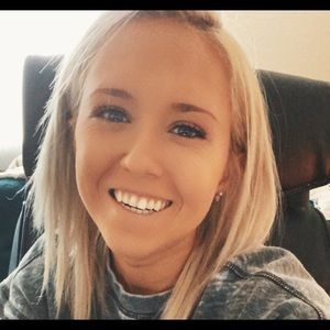 Meet your Posher, Brianna